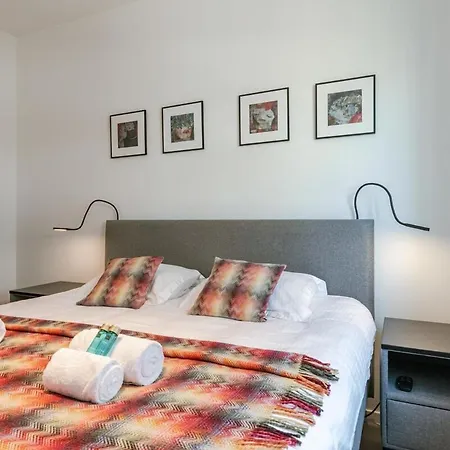 Huswell - Brand New With Terrace - Pets Welcome! Holiday home