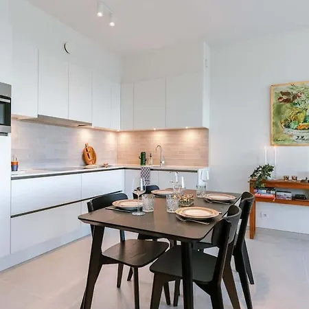 Casiola - Brand New With Terrace - Pets Welcome!